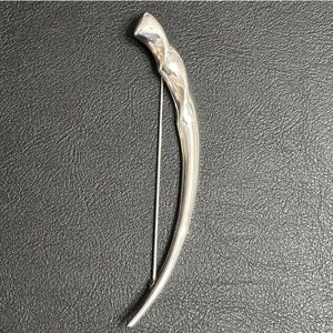 Vintage abstract “Elephant Tusk” brooch